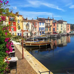 Hébergements Sur La Côte Bleue Bord De Mer Appartement